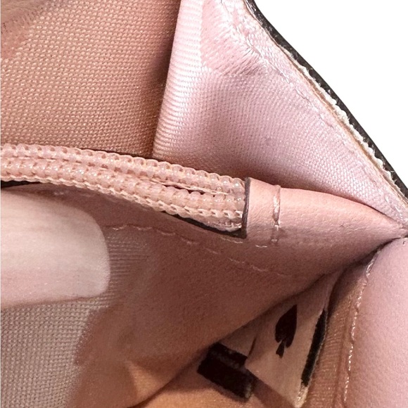 KATE SPADE SOUTHPORT TRIFOLD WALLET - Picture 8 of 10